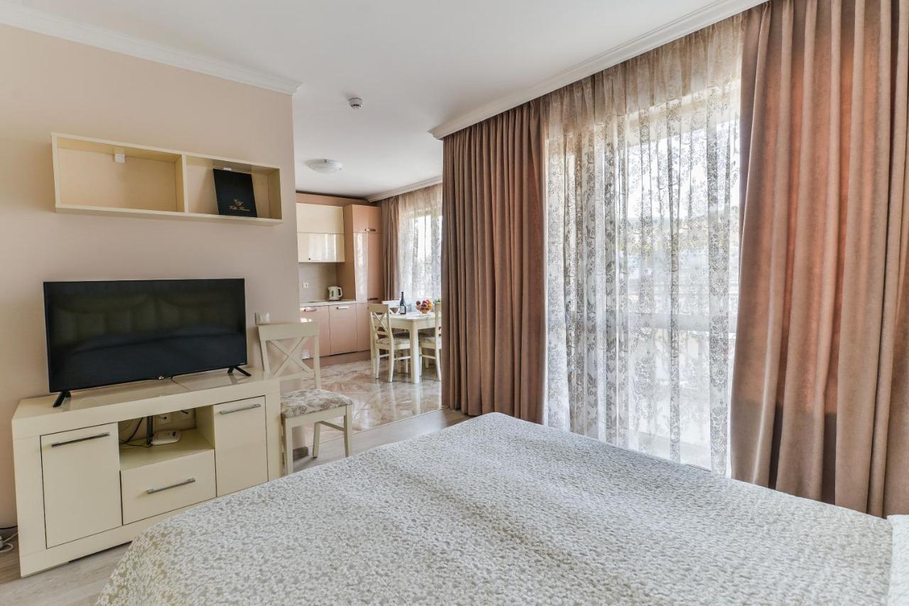Villa Florence Boutique Apart Hotel Sveti Vlas Exteriör bild